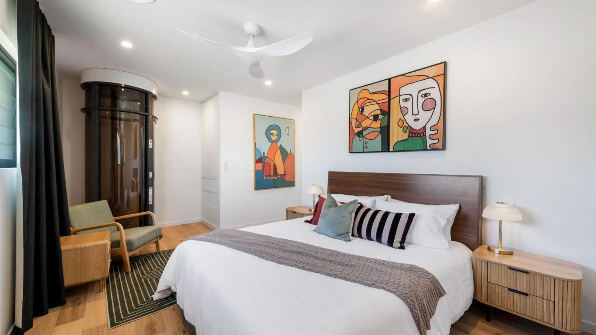 Semesterbostad The Smith Luxurious Brand New 3 Bedroom Townhouse By The Beach Mooloolaba