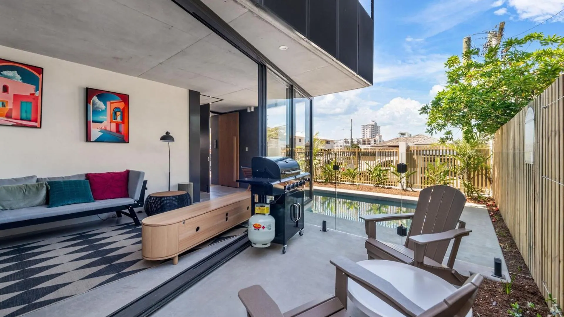 Semesterbostad The Smith Luxurious Brand New 3 Bedroom Townhouse By The Beach Mooloolaba